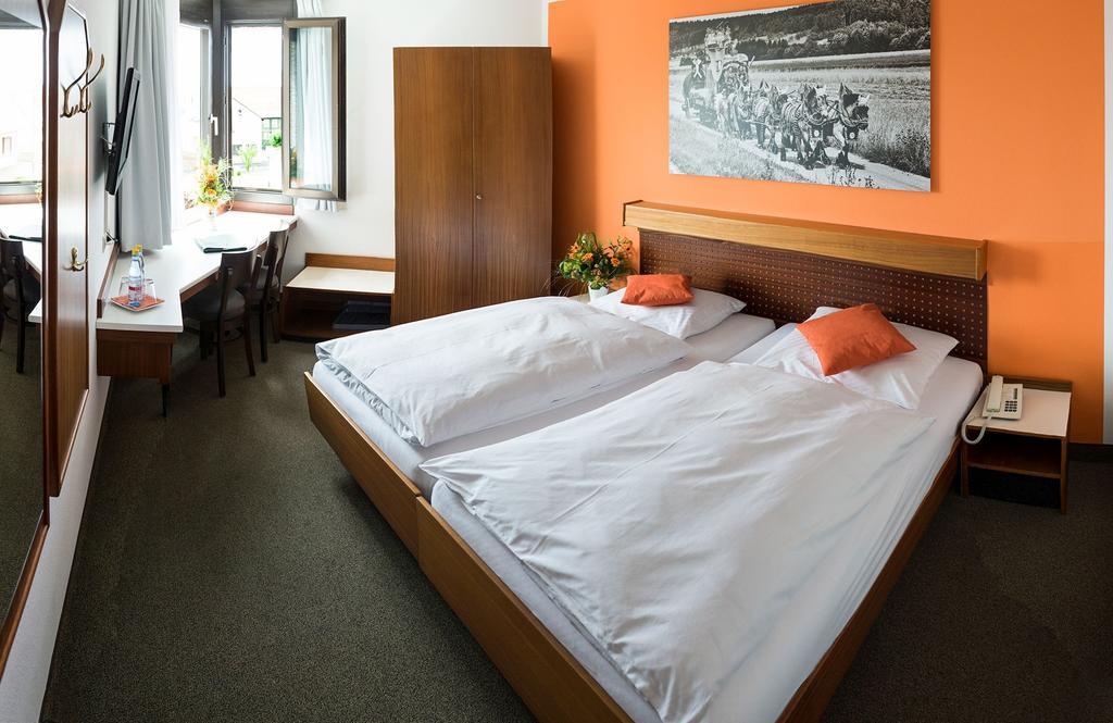 Fischer'S Hotel Brauhaus 24H Self Check In Mössingen Chambre photo